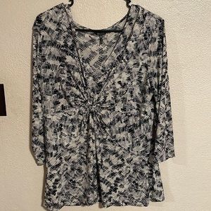 Daisy Fuentes patterned blouse